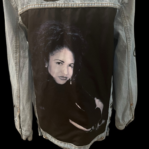 Selena Q Merchandise Song Titles Graphic Denim Jacket RARE SM Pockets - Picture 8 of 13